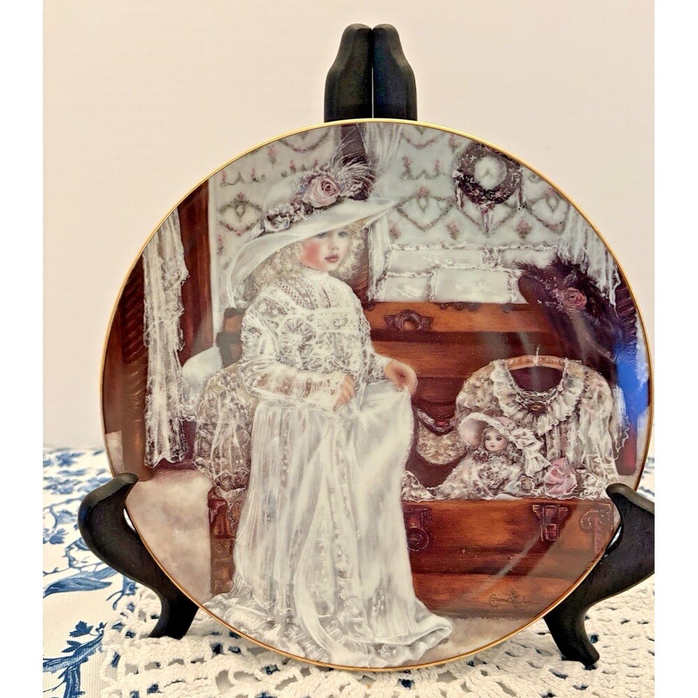 Edwin M. Knowles Collector's Plate "Olivia" by Artist Corinne Layton - 1990